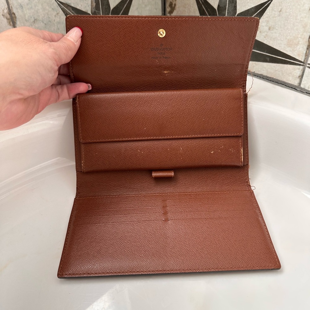 Louis Vuitton Brown Monogram Crossbody Bag - Picture 9 of 16